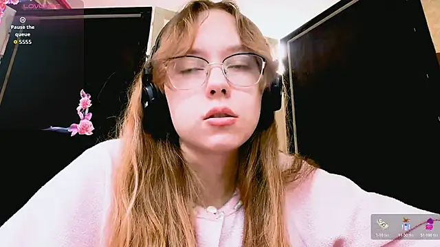 LouettaTornese online show from 3, 12, 2025