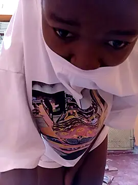 Snapshot of AngelaAbi chatting on 7, 3, 2026 AngelaAbi online show from 7, 3, 2026