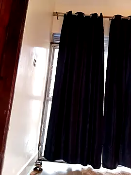 Snapshot of AngelaAbi chatting on 1, 4, 2026 AngelaAbi online show from 1, 4, 2026