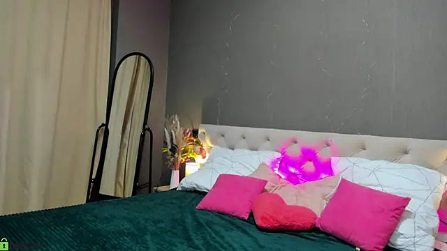 Malika Raspberry online show from 5, 5, 2026