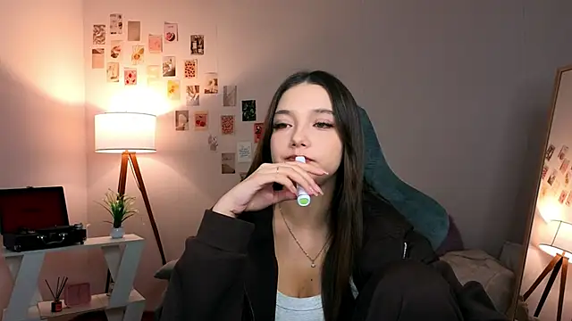 Vexorine online show from 23, 2, 2026