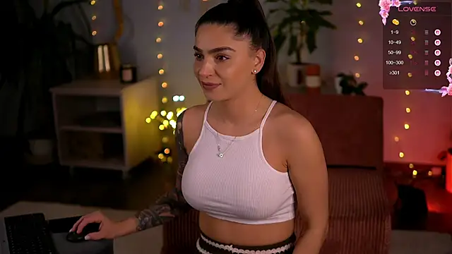 Snapshot of PureEllieX chatting on 14, 3, 2026 PureEllieX online show from 14, 3, 2026