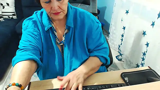 Snapshot of MatureMaiden chatting on 28, 2, 2025 MatureMaiden online show from 28, 2, 2025
