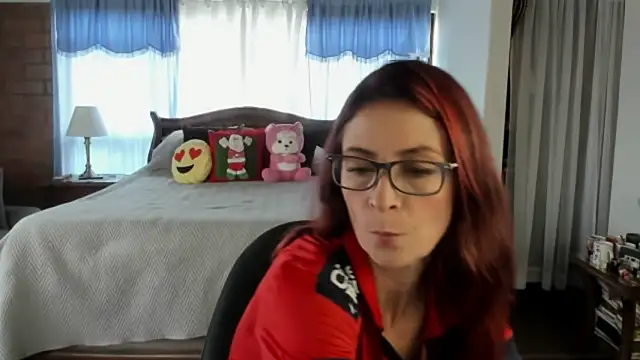 Snapshot of Charlotte-Willson chatting on 17, 12, 2025 Charlotte-Willson online show from 17, 12, 2025