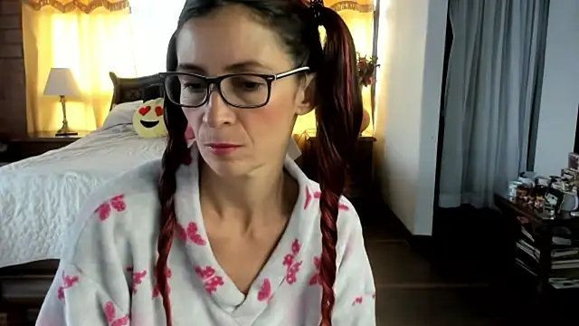 Snapshot of Charlotte-Willson chatting on 11, 3, 2026 Charlotte-Willson online show from 11, 3, 2026