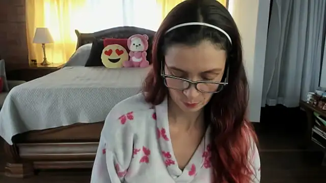 Snapshot of Charlotte-Willson chatting on 30, 3, 2026 Charlotte-Willson online show from 30, 3, 2026