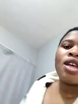 Snapshot of Cherrydollx chatting on 19, 5, 2026 Cherrydollx online show from 19, 5, 2026