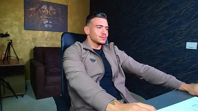 Snapshot of ElijahThorne chatting on 24, 4, 2026 ElijahThorne online show from 24, 4, 2026