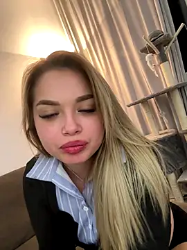 Snapshot of Ibolya_7 chatting on 7, 1, 2026 Ibolya 7 online show from 7, 1, 2026