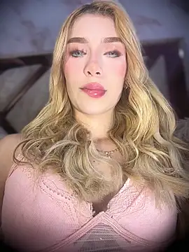 Snapshot of valeryfox__ chatting on 25, 3, 2026 valeryfox online show from 25, 3, 2026