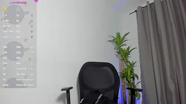 Catty Noir online show from 27, 11, 2025