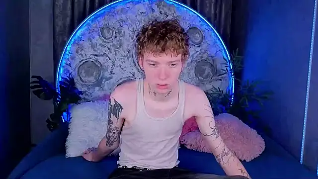 TRAVIS CLAS online show from 14, 12, 2025