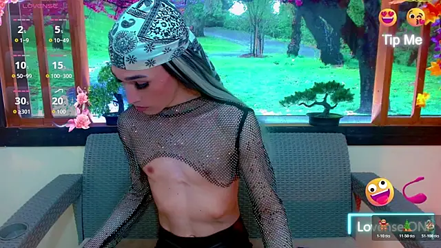 Snapshot of britanny_noroeste chatting on 15, 12, 2025 britanny noroeste online show from 15, 12, 2025