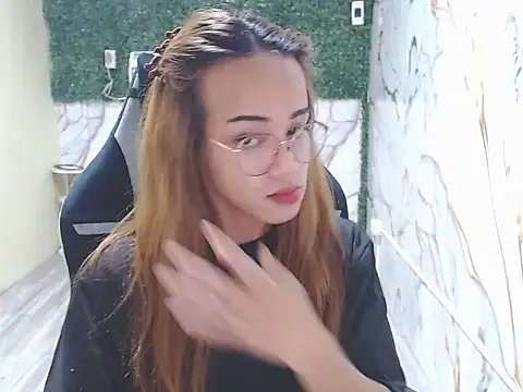 imadriana12 online show from 24, 11, 2025