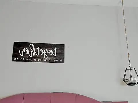 Snapshot of kylie1_ls chatting on 25, 11, 2025 kylie1 ls online show from 25, 11, 2025