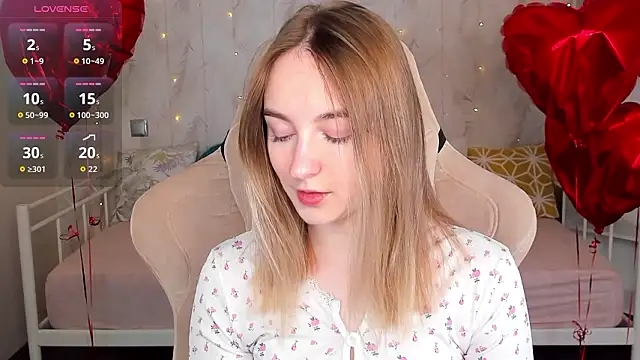 Snapshot of Shy_Polly chatting on 25, 2, 2026 Shy Polly online show from 25, 2, 2026