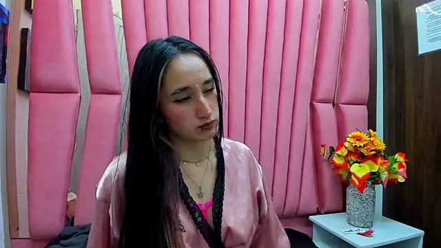 Snapshot of CharlotteStuart chatting on 31, 3, 2026 CharlotteStuart online show from 31, 3, 2026