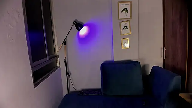 Snapshot of lowielblack chatting on 20, 12, 2025 lowielblack online show from 20, 12, 2025