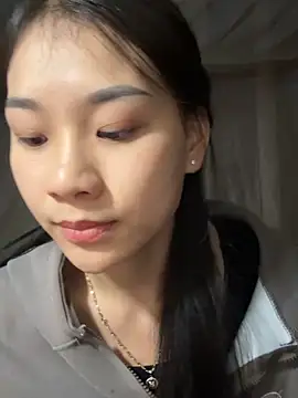 Snapshot of Aster-aster chatting on 27, 11, 2025 Aster-aster online show from 27, 11, 2025