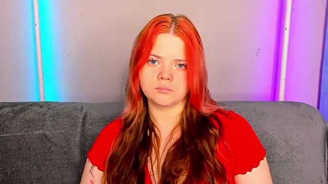 Snapshot of KellyFiery chatting on 3, 5, 2026 KellyFiery online show from 3, 5, 2026