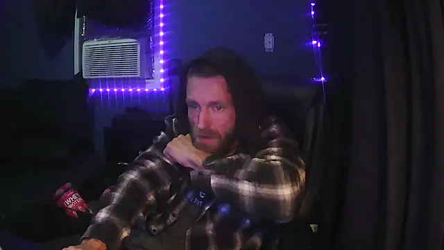 Snapshot of KingCole2390 chatting on 3, 2, 2026 KingCole2390 online show from 3, 2, 2026