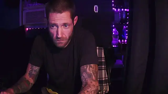 Snapshot of KingCole2390 chatting on 6, 2, 2026 KingCole2390 online show from 6, 2, 2026