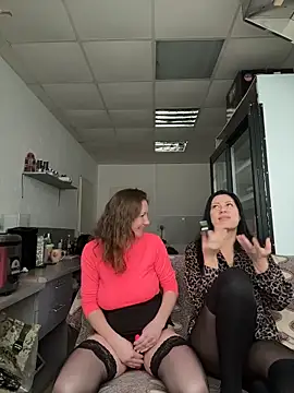 VaryaRose online show from 14, 12, 2025