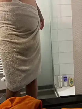 Lothentik online show from 10, 4, 2026