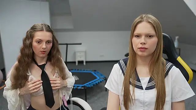 Charlotte Dreams online show from 17, 2, 2026