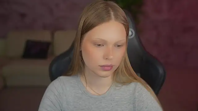 Charlotte Dreams online show from 14, 6, 2026
