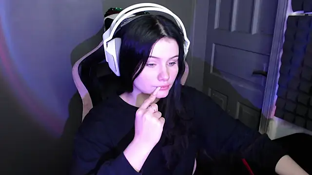 Moon raven online show from 18, 1, 2026