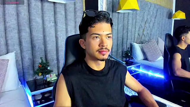 Snapshot of NicolaiKarav chatting on 22, 12, 2025 NicolaiKarav online show from 22, 12, 2025