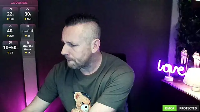 Snapshot of Hunter_Fl chatting on 27, 11, 2025 Hunter Fl online show from 27, 11, 2025