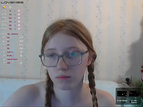 Snapshot of LustfulSarah chatting on 16, 2, 2025 LustfulSarah online show from 16, 2, 2025