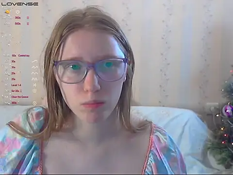 LustfulSarah online show from 7, 3, 2026