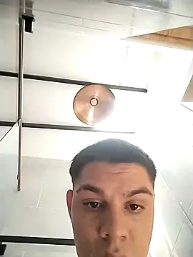 sebastianfelipe online show from 31, 3, 2026