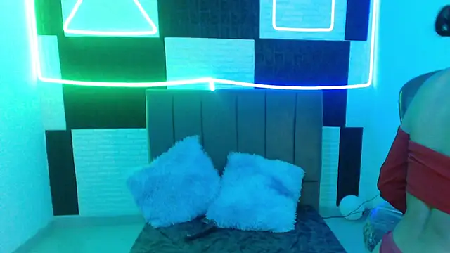 bonnie blue 18 online show from 2, 12, 2025