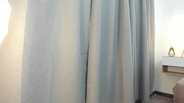 Snapshot of mask_red_girl chatting on 9, 7, 2026 mask red girl online show from 9, 7, 2026