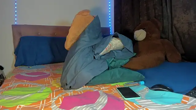 exotis tiahara777 online show from 26, 3, 2026