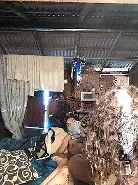 Snapshot of AXG100 chatting on 23, 11, 2025 AXG100 online show from 23, 11, 2025