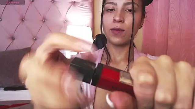 Hillary Thomson online show from 15, 12, 2025