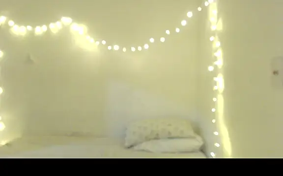 Renata Honey online show from 3, 12, 2025