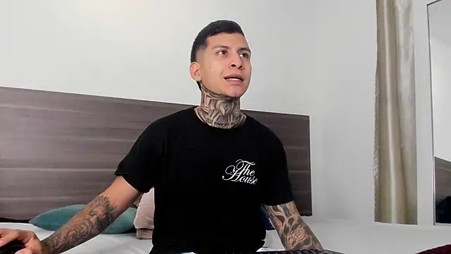 Andrew sanders68 online show from 4, 12, 2025