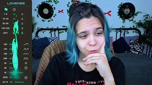 LiraBelle online show from 29, 6, 2026
