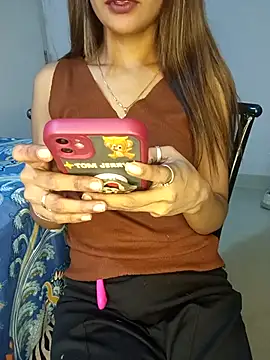 LOVELY BABYJI online show from 4, 2, 2026