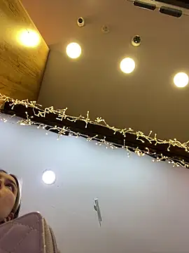 KateBurlesk online show from 20, 12, 2025