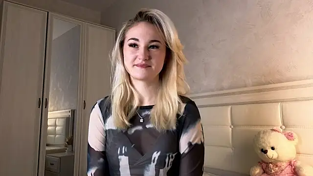 Snapshot of CandiRinebold chatting on 6, 1, 2026 CandiRinebold online show from 6, 1, 2026