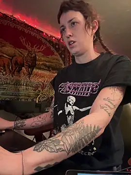 ashtrayhaterz online show from 18, 12, 2025