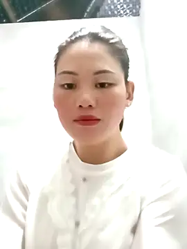 lynae-0 online show from 4, 12, 2025