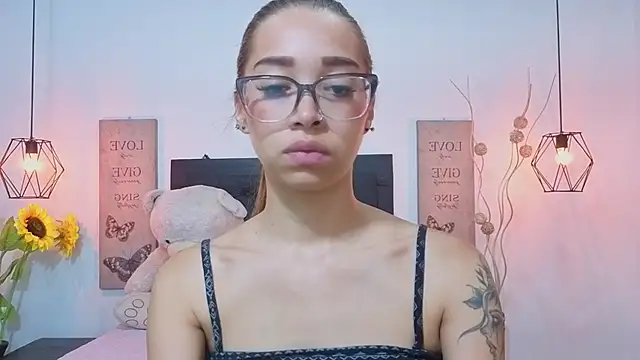 Antonella mc online show from 19, 6, 2026